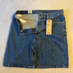 Levi 550 Relaxed fit Medium Stone Wash Jean Shorts